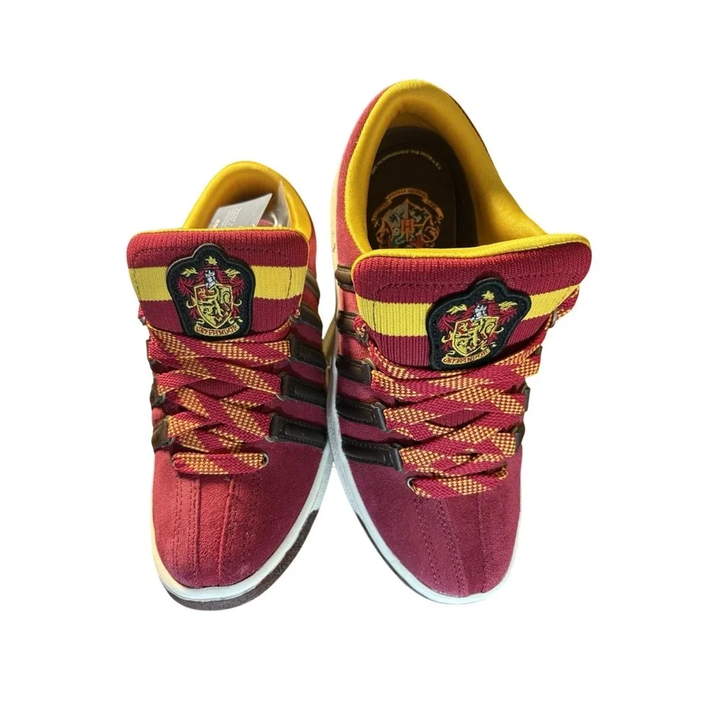 Harry Potter K-Swiss Gryffindor Sneakers NIB Size: Women's‎ 7.5 Men's 6 Youth 6Y